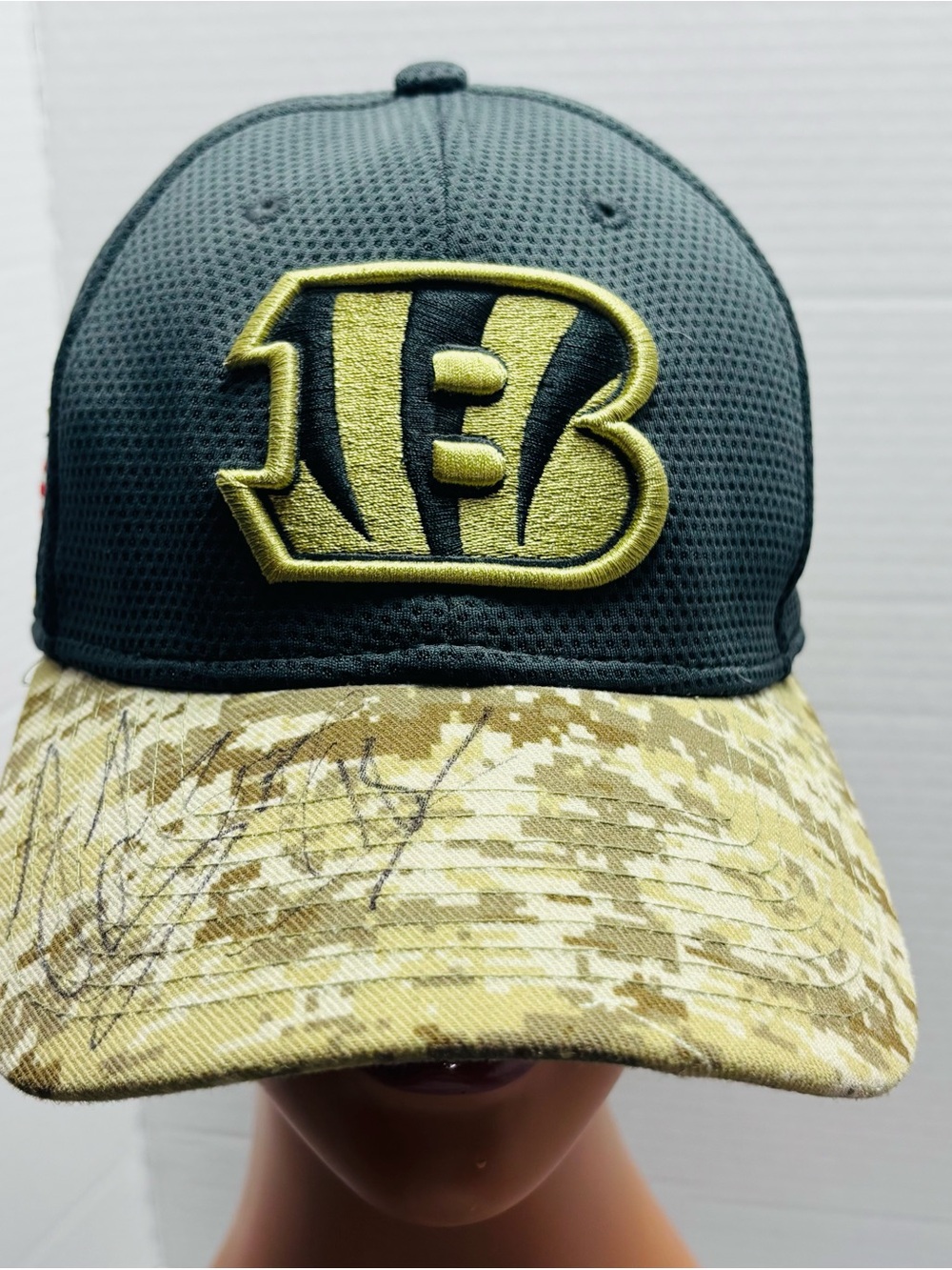 New Era NFL Gray & Black Fitted Cap Interior
